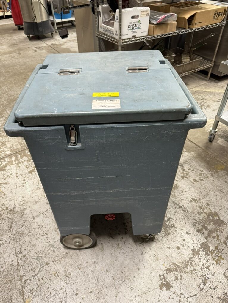 Used CAMBRO Ice Holder Storage Portable With