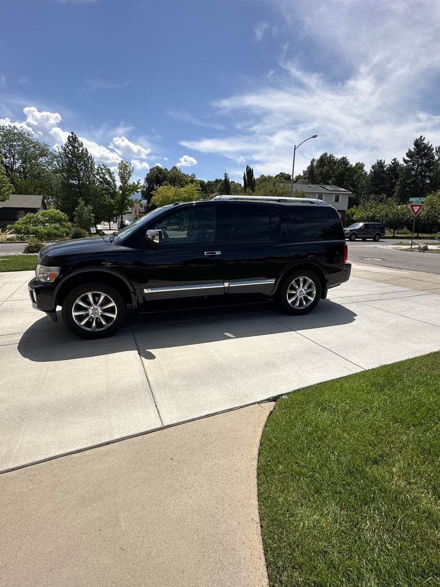 2008 Infiniti QX56 Base