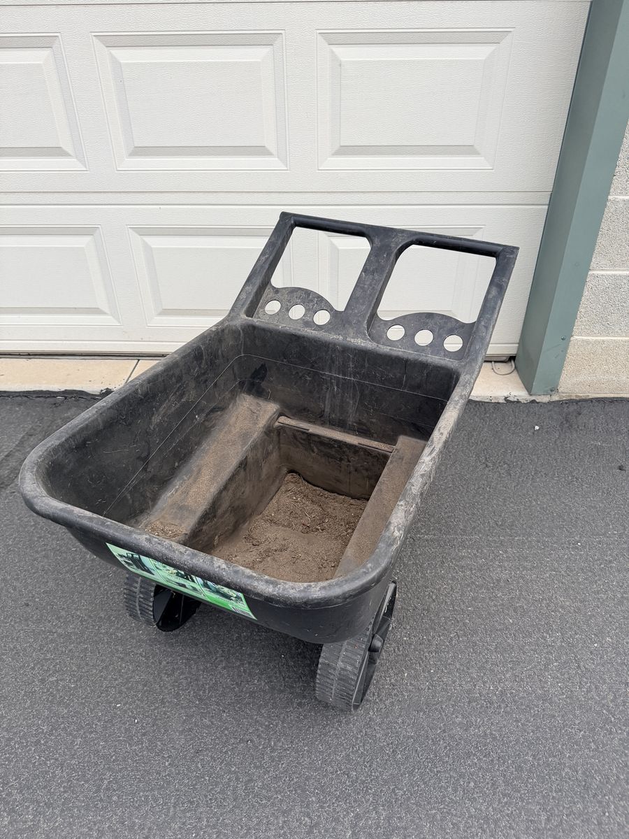 Black Plastic Yard Cart Wheelbarrow Garden Cart