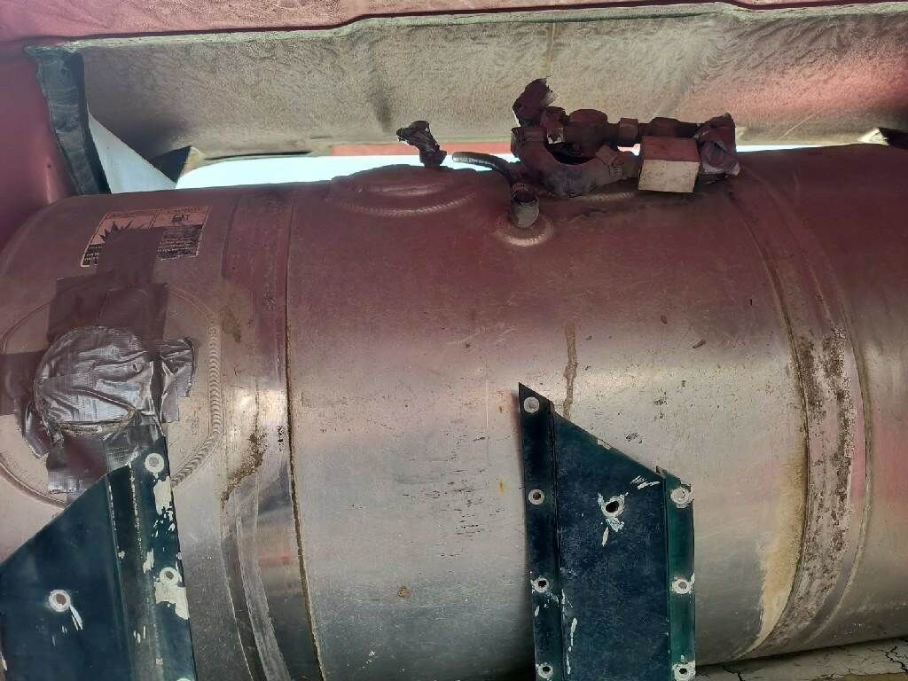 Kenworth T880 Right Fuel Tank