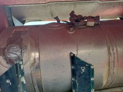 Kenworth T880 Right Fuel Tank