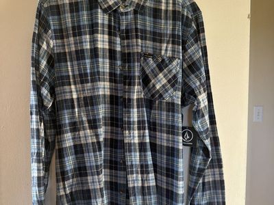 NEW Volcom Plaid Long Sleeve Flannel Shirt Blue Black Size Large New with Tags