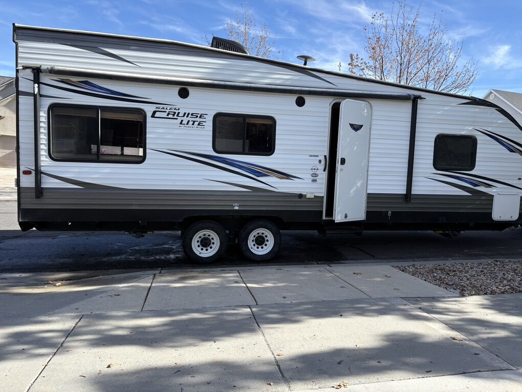 2018 Forest River RV Wildwood X-Lite 251SSXL