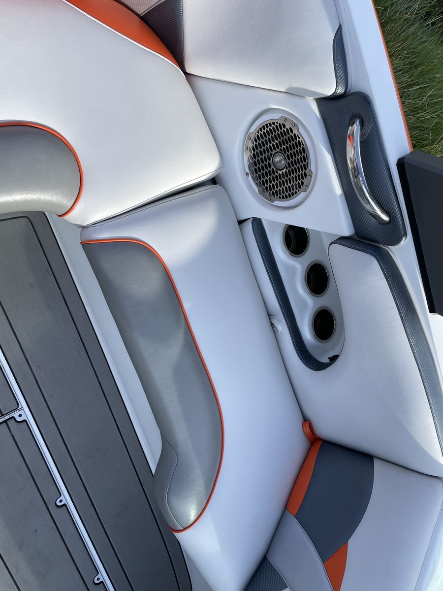 Main image 25