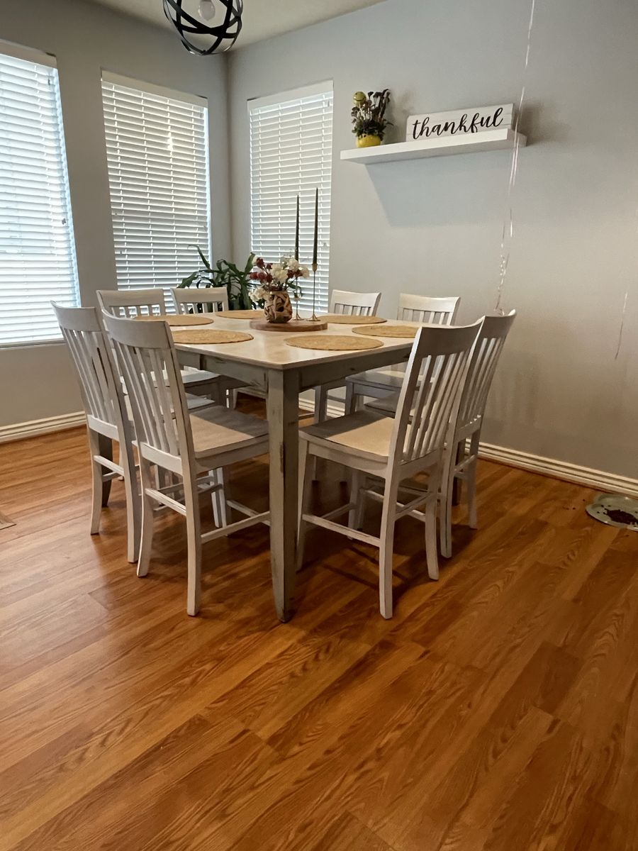 Rustic Farmhouse Style Dining Table & 8 Chairs - Distressed White/Natural Wood Finish