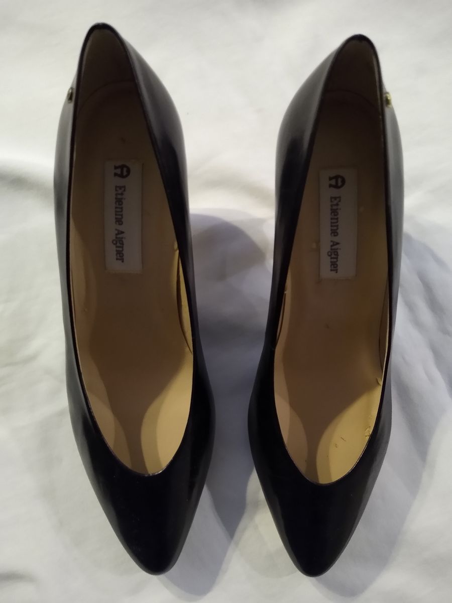 Etienne Aigner Leather Shoes