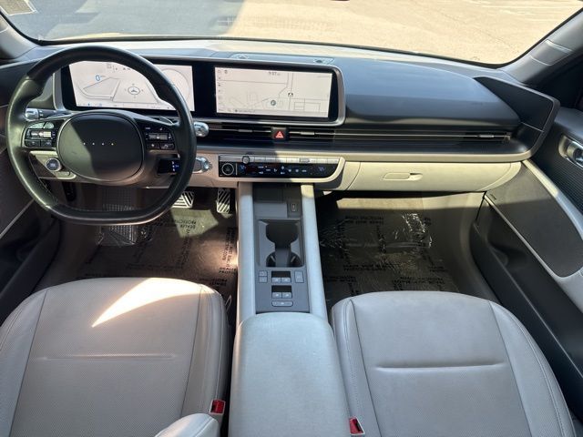 Main image 16
