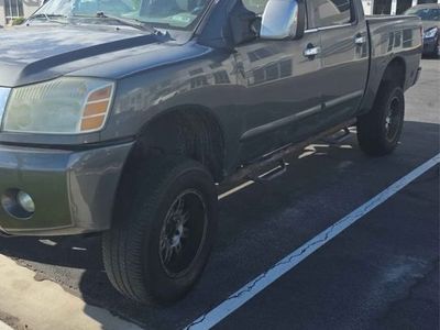 2005 Nissan Titan 5.6 LE 4x4 Off Road Crew Cab Truck