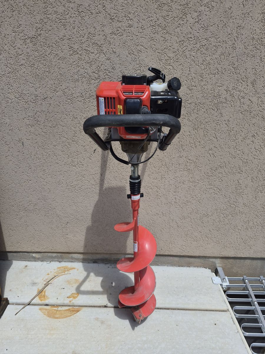 THUNDERBAY Y43 POWERHEAD WITH 8" EARTH AUGER, POST HOLE AUGER