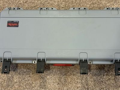SKB iSeries Rolling Parallel Limb Bow Case, Grey