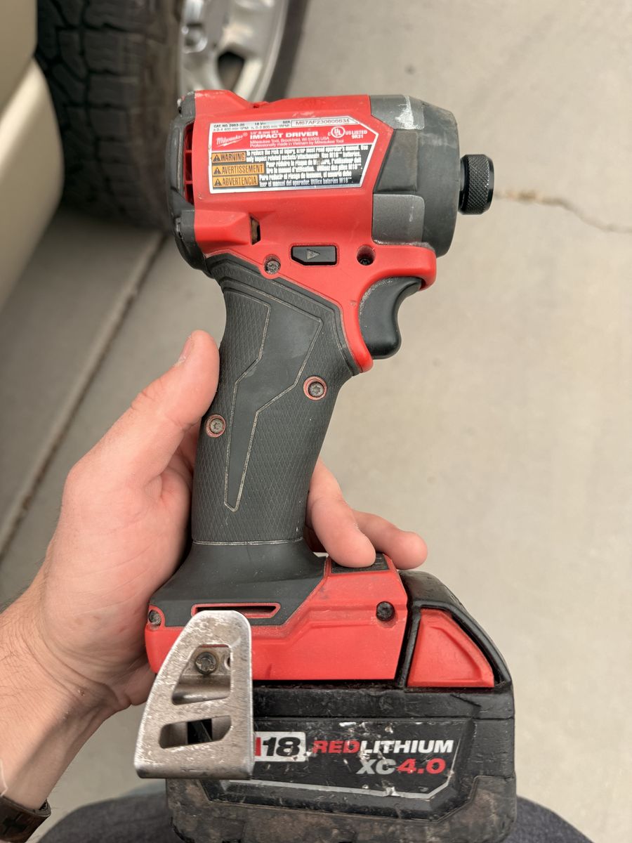 Milwaukee M18 FUEL 18V Impact Driver with 4.0 Battery