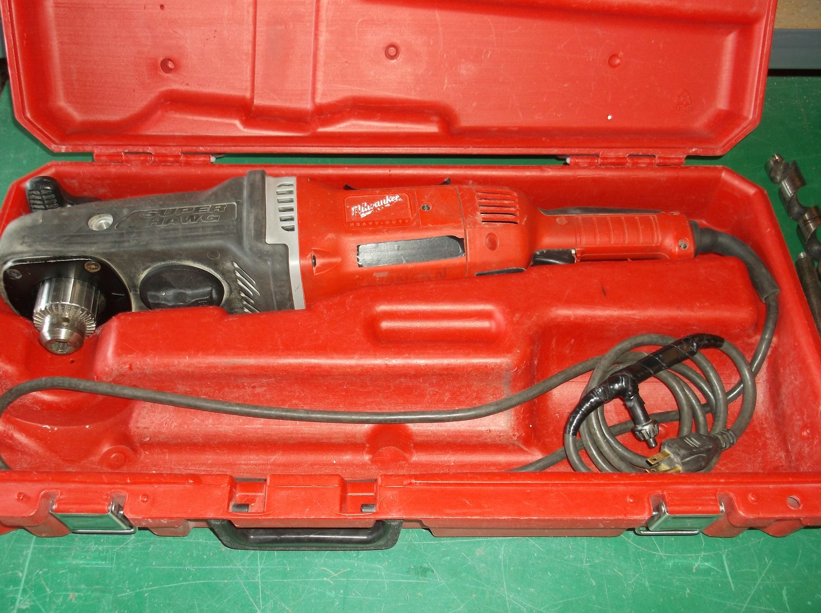 Milwaukee 120 Volt 90-degree Hole Hawg Drill with Case & Drill Bits ...