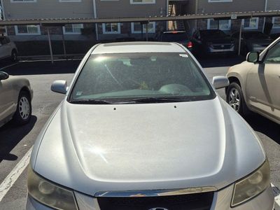 2008 Hyundai Sonata V6 - Silver Sedan - Some Cosmetic Damage