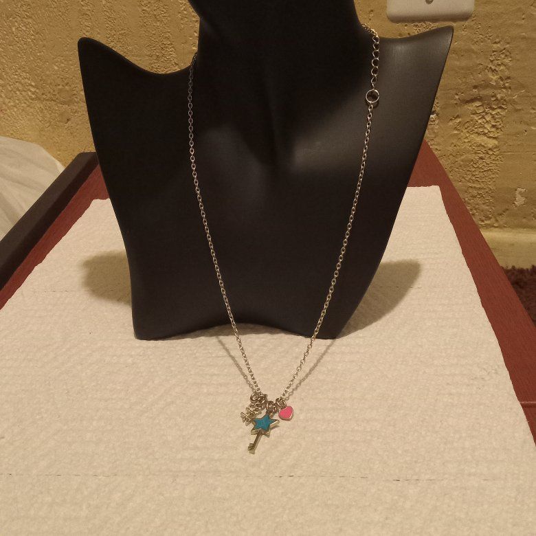 BFF necklace