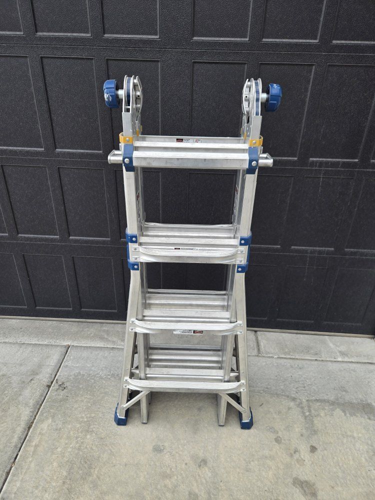 Werner Multi-Position Pro 17ft Ladder with Powerlite Rails 375lb Capacity