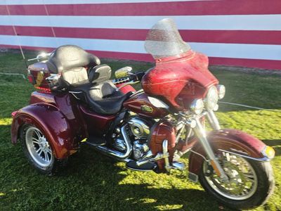 2015 HARLEY TRIKE