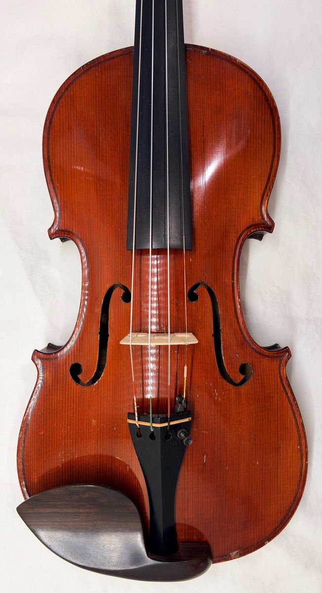 Beautiful old German c. 1920 - 1930 4/4 Violin labeled Antonius Stradiuarius