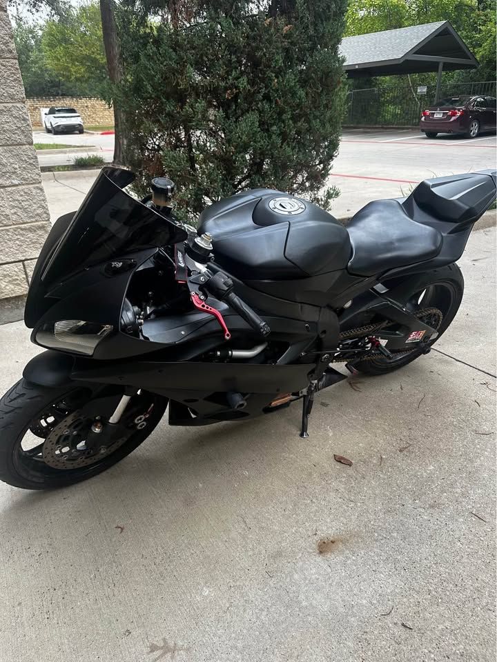 2006 Yamaha YZF-R6 Raven Edition