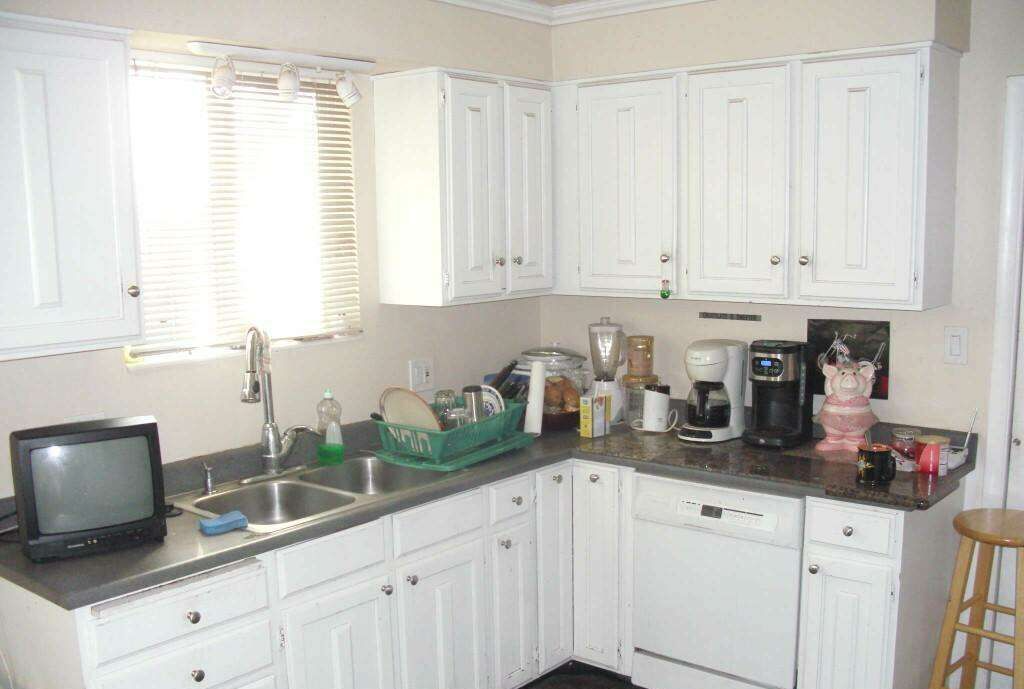 Main image 11