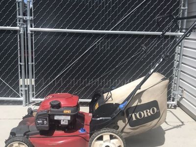 Toro 22” Self Propelled Recycler Lawnmower