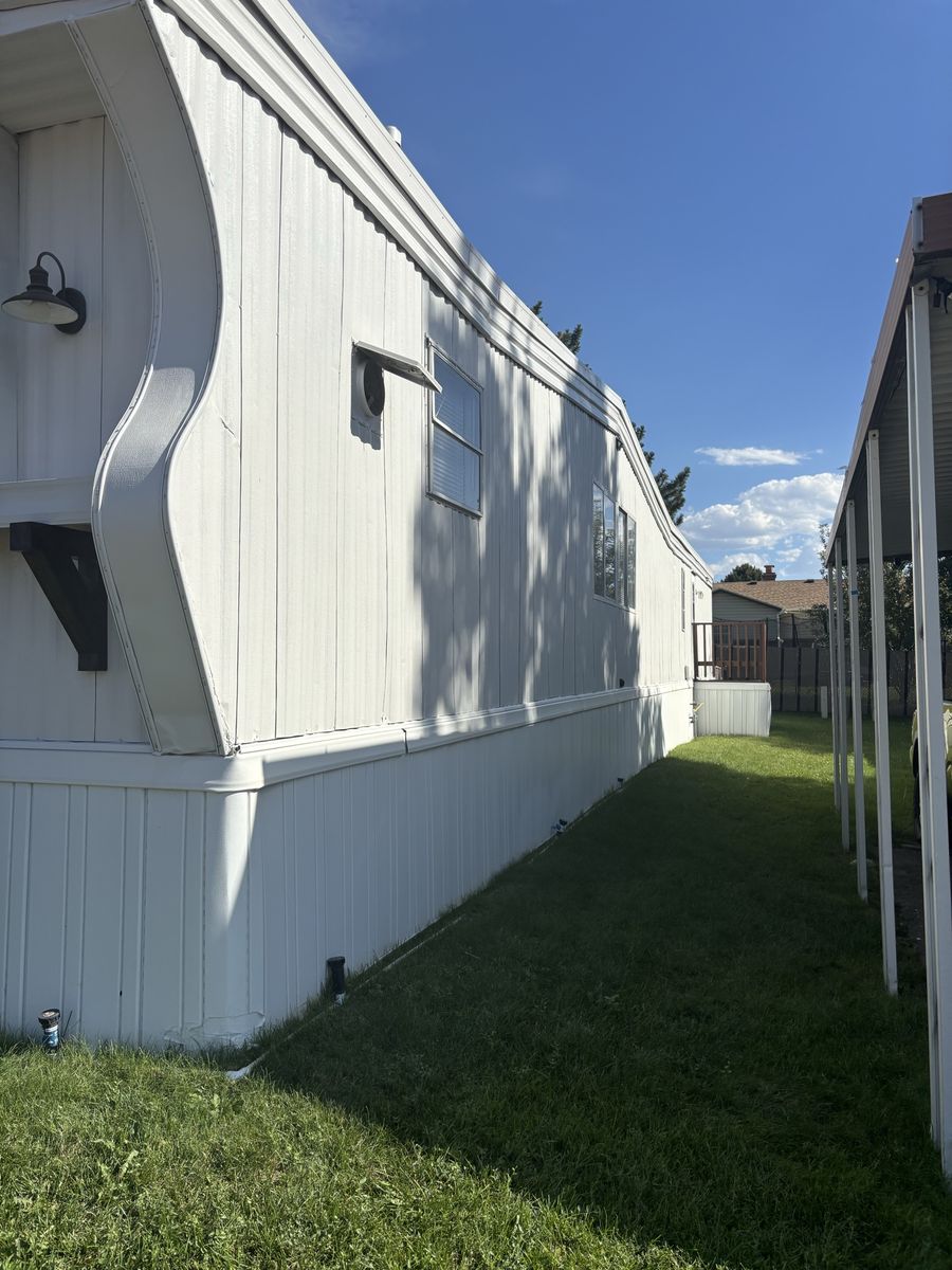 Main image 16