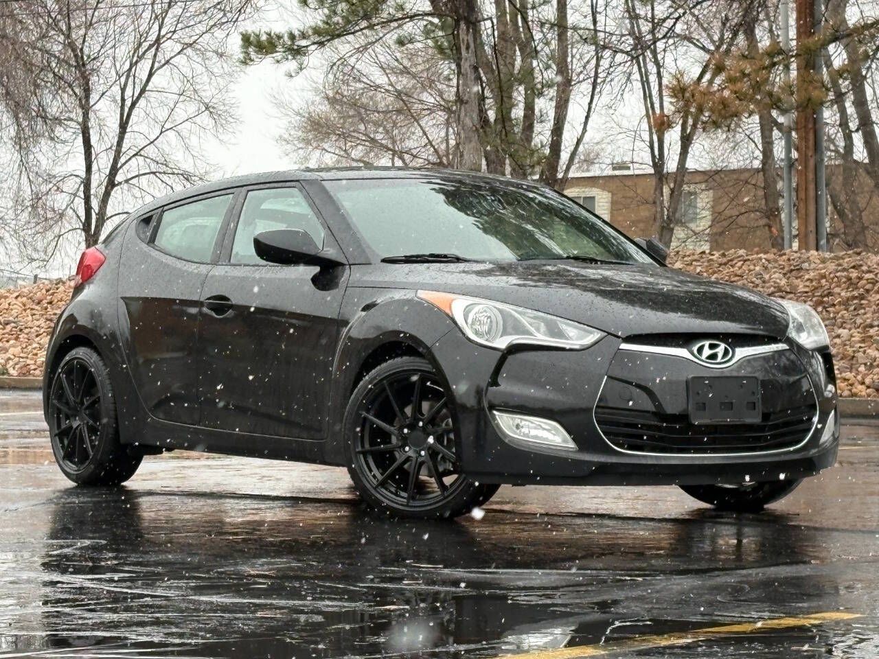 2017 HYUNDAI VELOSTER Value Edition