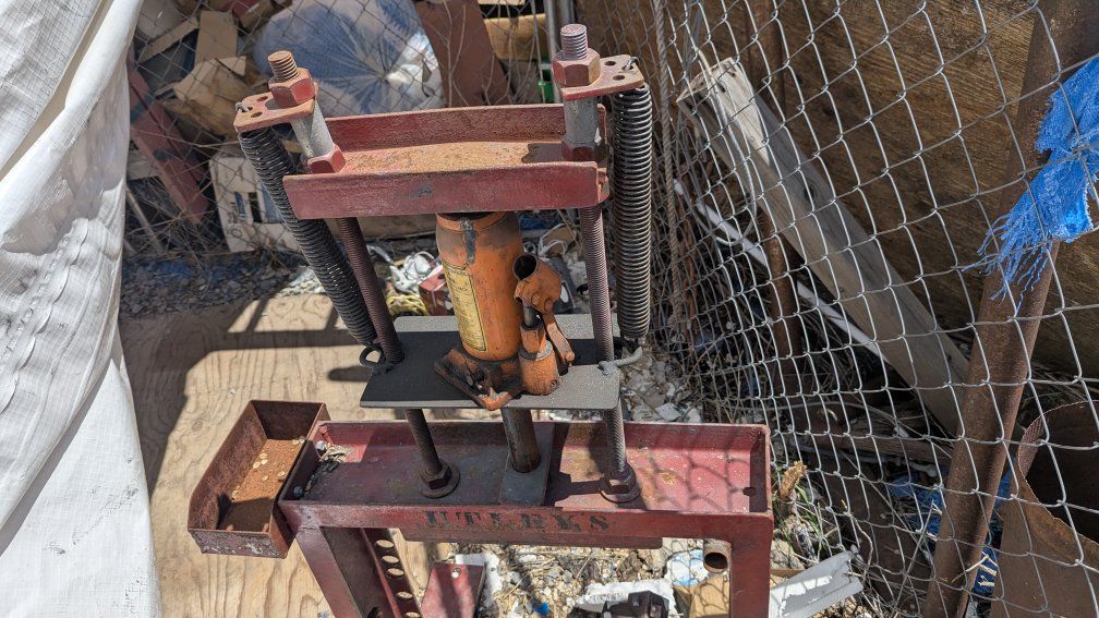 hydraulic press