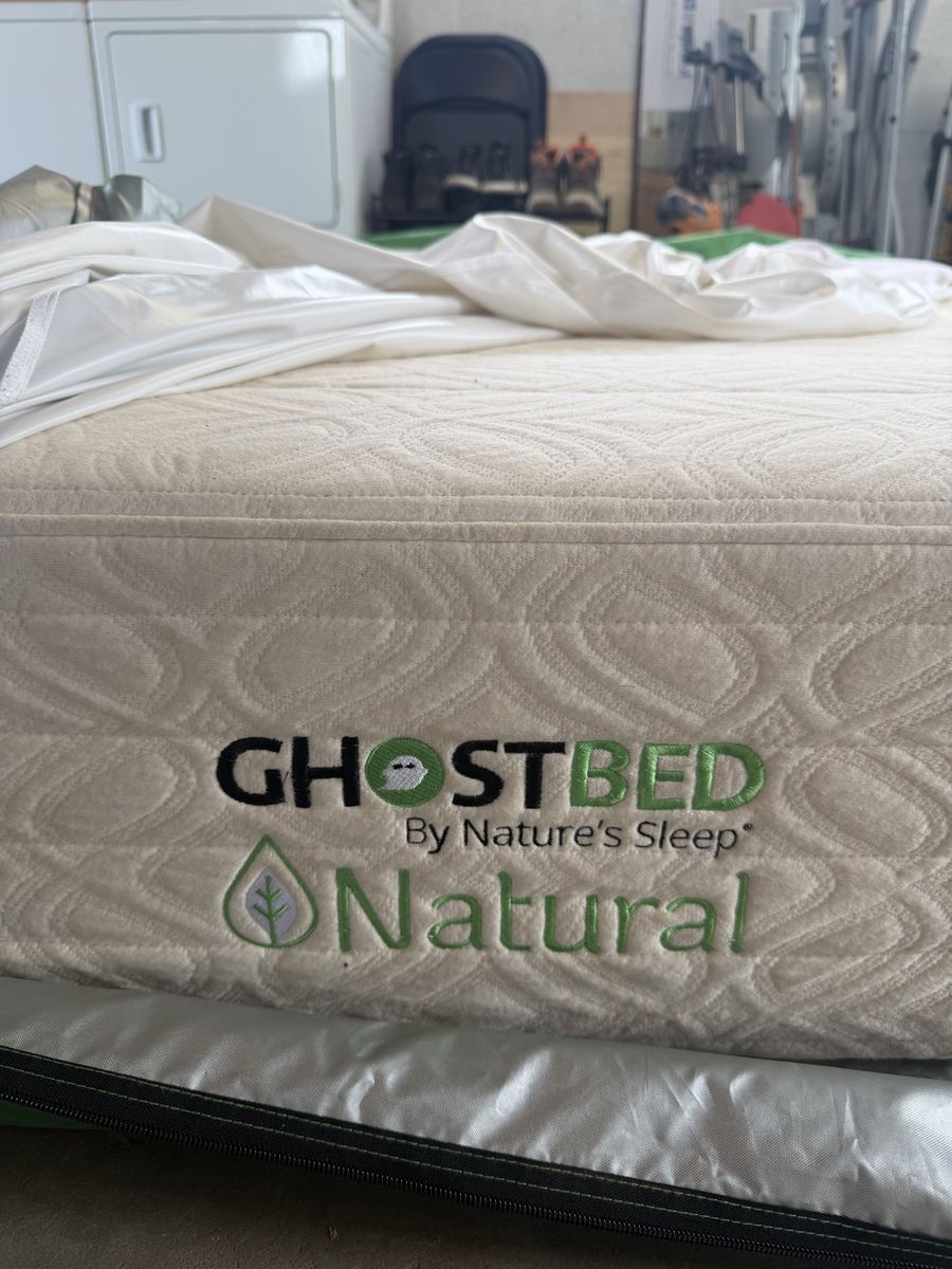 King sized Mattress - Excellent Condition