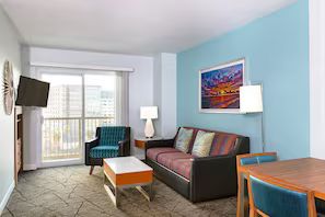 Spend Labor Day in Disneyland in a large Condo