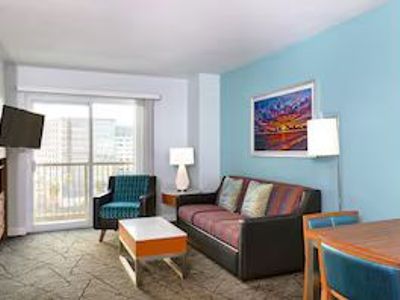 Spend Labor Day in Disneyland in a large Condo