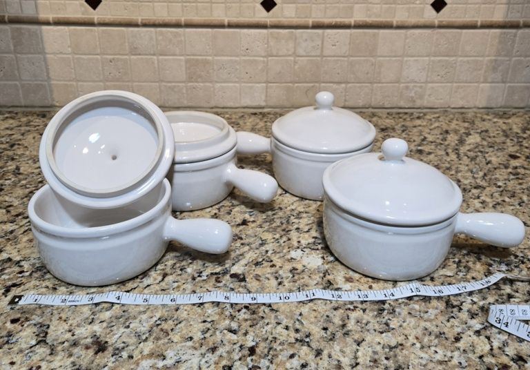 White Ceramic French Onion Soup Crocks with Handles & Lids - Set of 4, Oven Safe