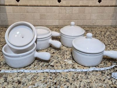 White Ceramic French Onion Soup Crocks with Handles & Lids - Set of 4, Oven Safe