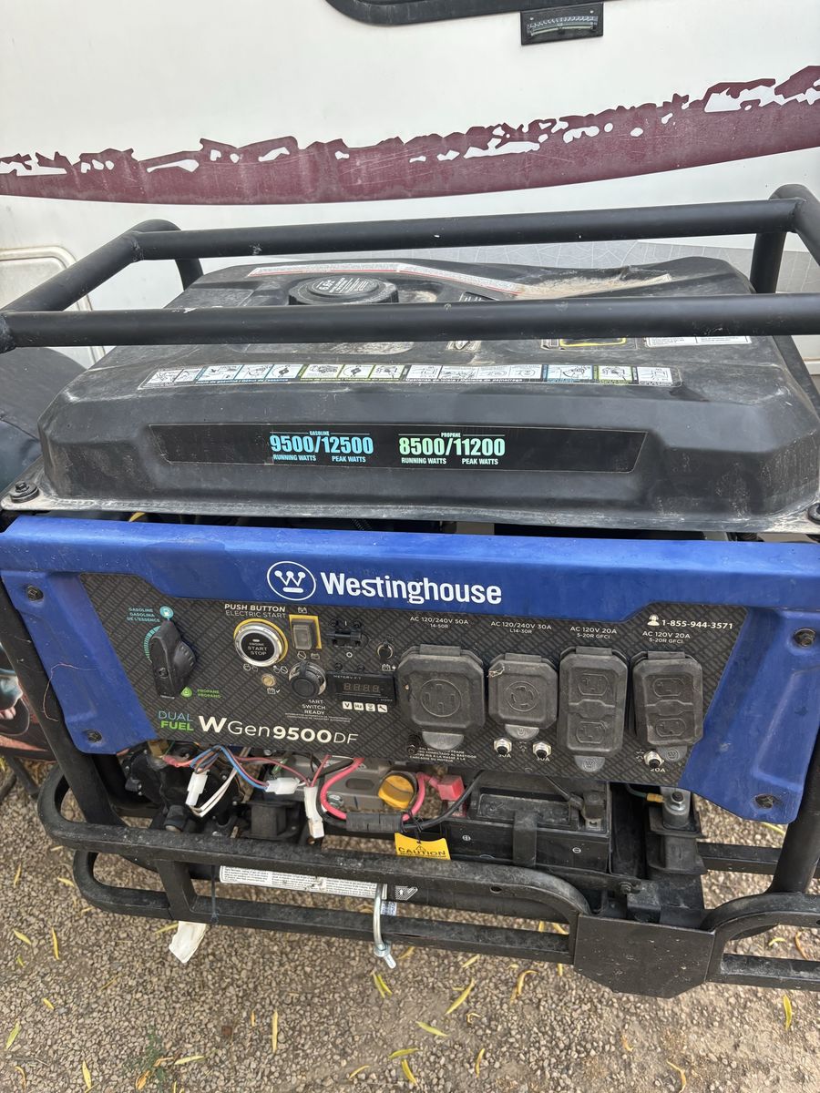 Westinghouse WGen9500DF Dual Fuel Portable Generator 9500 Running Watts 12500 Peak Watts $650