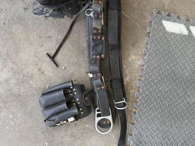 Lineman climbing gear