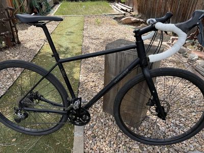 2017 Specialized Sequoia size 56cm