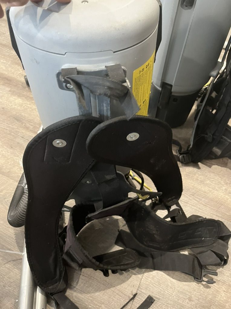 Main image 4