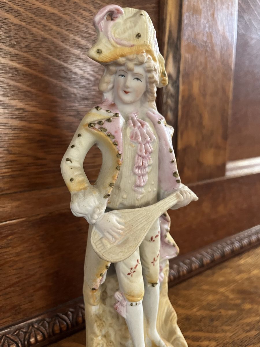 Main image 6