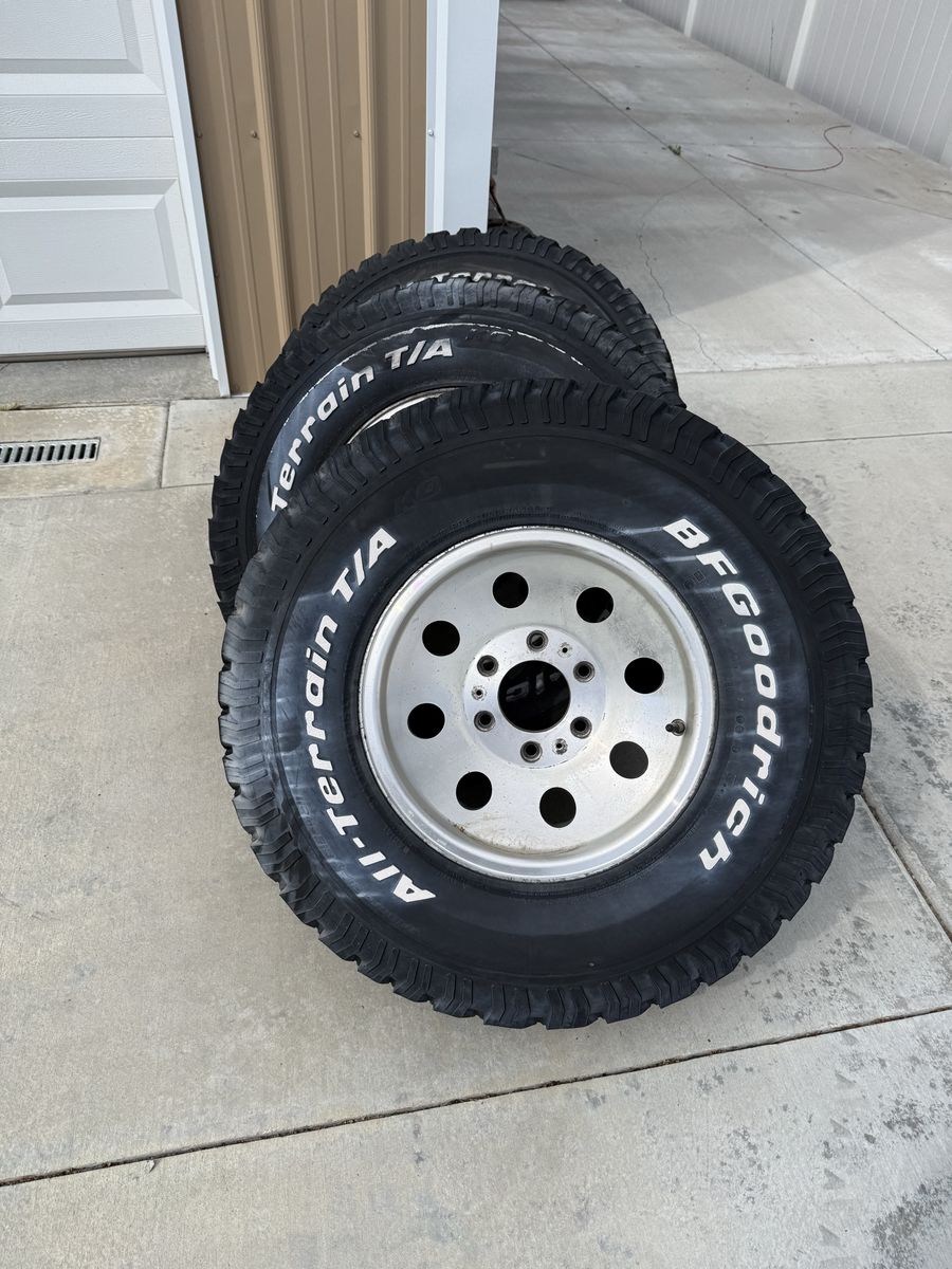 Chevy wheels with tires