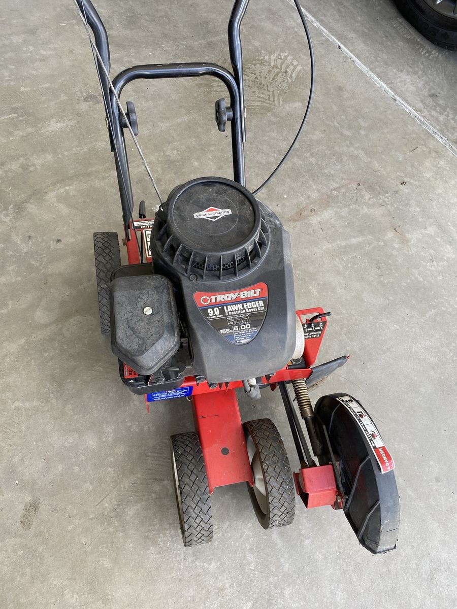 Troy-Bilt Edger