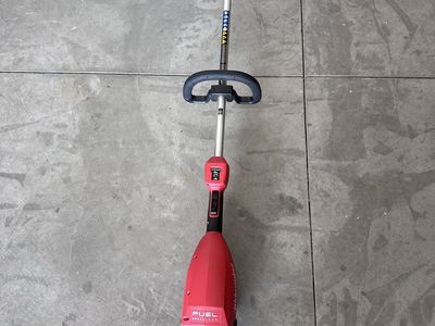 Milwaukee string trimmer