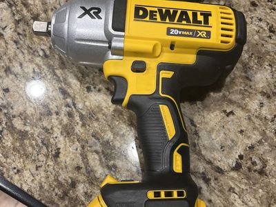DeWalt 20v 1/2 Impact Gun