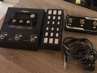 DigiTech RP360 XP Guitar Multi-Effects Pedal with Expression Pedal & FS3X Footswitch