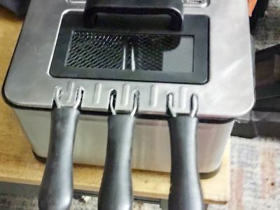 Stainless Steel Deep Fryer with Three Baskets