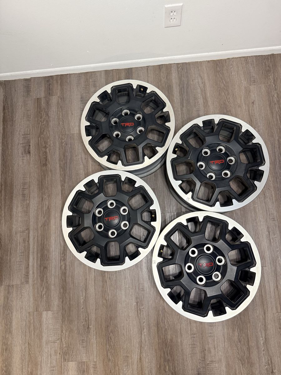 TRD Toyota Rims 200$ all 4