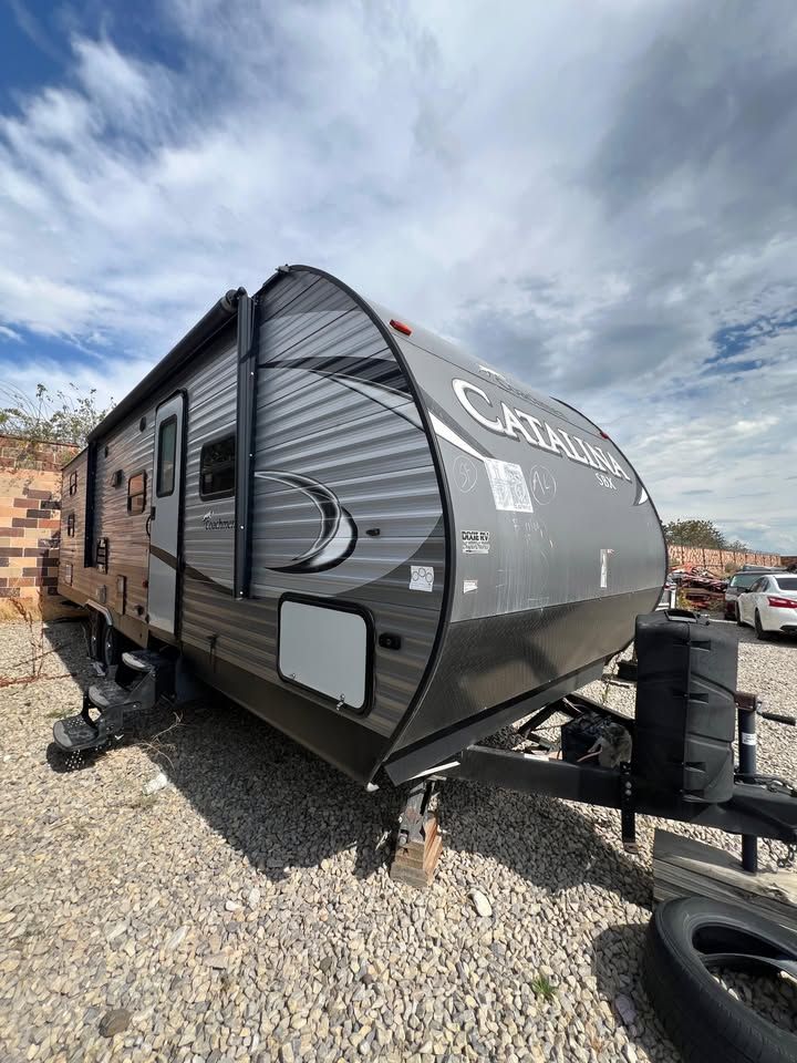 2017 COACHMEN Catalina
