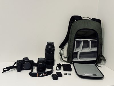Sony 7RIV Photography Kit