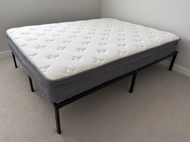 Like New 12" Pillow Top Queen Mattress – Barely Used | No Stains | Moving Sale | $125 OBO