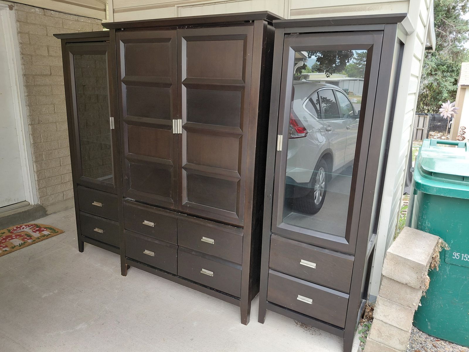 Free entertainment center in Layton
