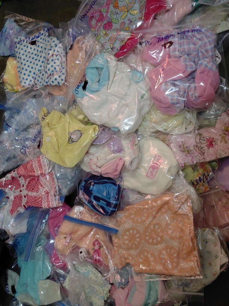 🧸 GRANNY'S PURGE YARD SALE: DOLL LOVER'S DREAM AND MORE!