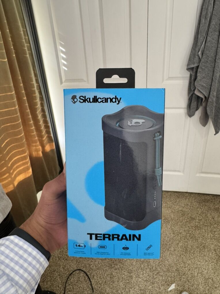 Skull Candy Terrain Soeaker